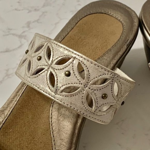 Naot Pewter/Gold Sandals - Size 40 / 8.5 - Picture 5 of 9